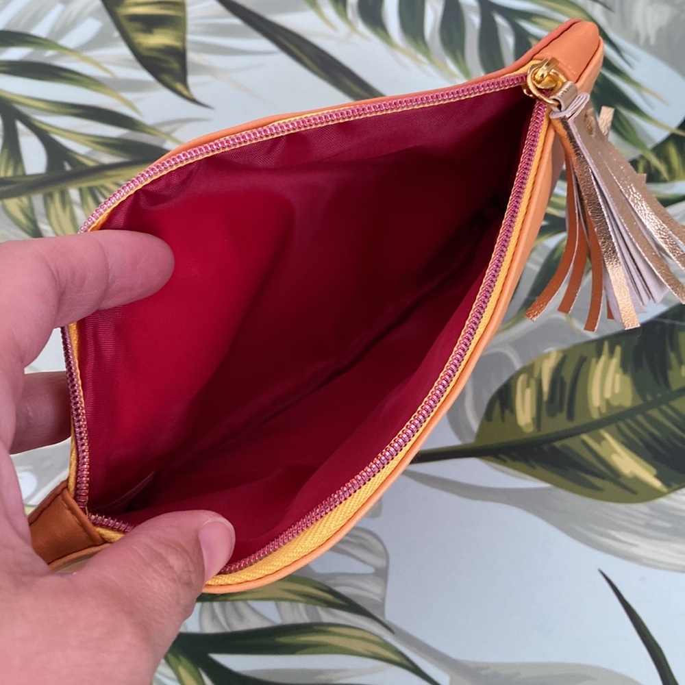 💄 IPSY Glam Bag - Orange & Raspberry - Picture 2 of 3